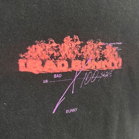 Gildan Mens Black Bad Bunny 2019 US Tour Graphic Short Sleeve T Shirt Small - Picture 4 of 5